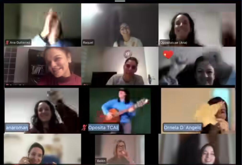 Clases en directo en Zoom con preparador TCAE — no se graban para mayor comodidad